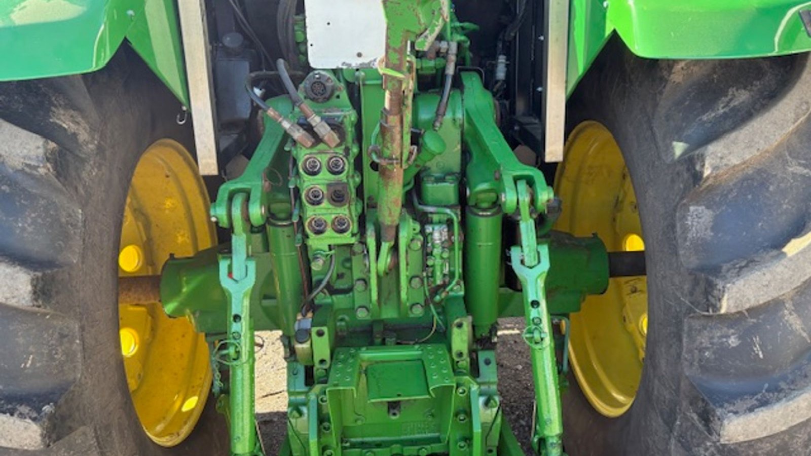 Traktor van het type John Deere 7710 TLS  NYE WREDSTEIN DÆK, Gebrauchtmaschine in Dronninglund (Foto 8)