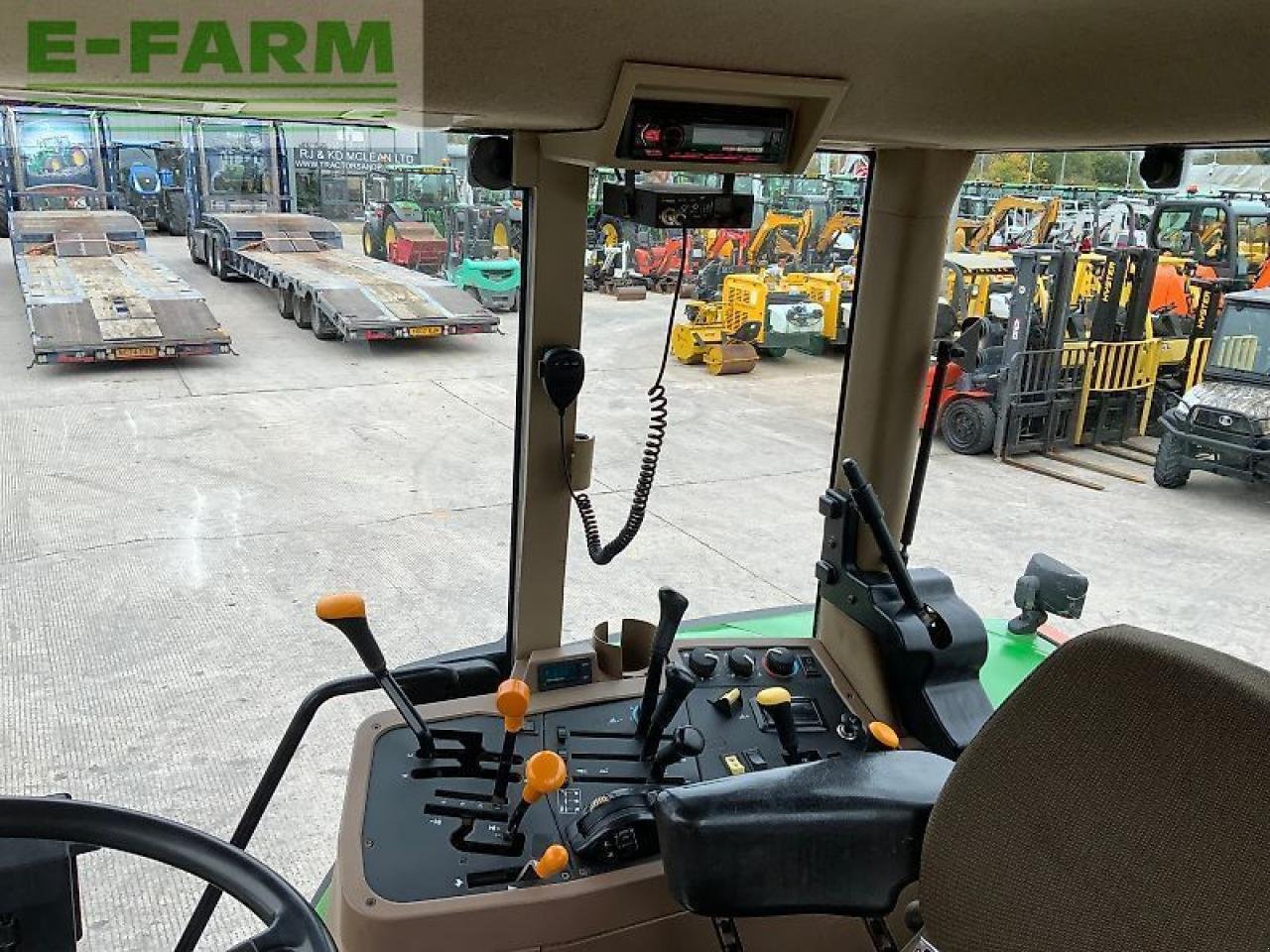 Traktor typu John Deere 7710 tractor, Gebrauchtmaschine v SHAFTESBURY (Obrázek 20)