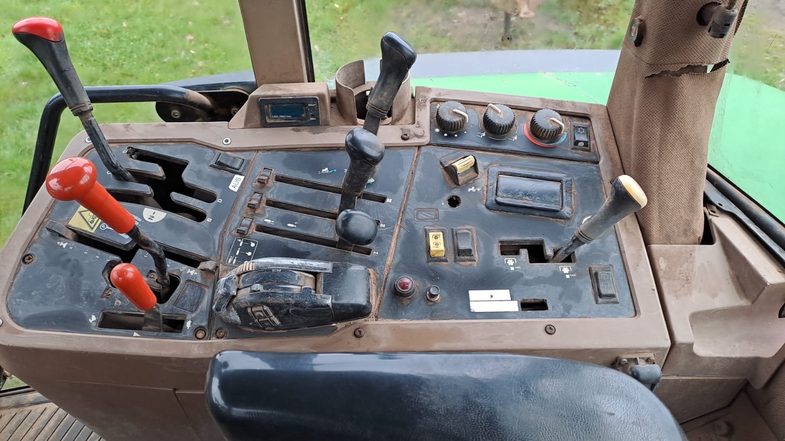 Traktor van het type John Deere 7710, Gebrauchtmaschine in Weigendorf (Foto 11)