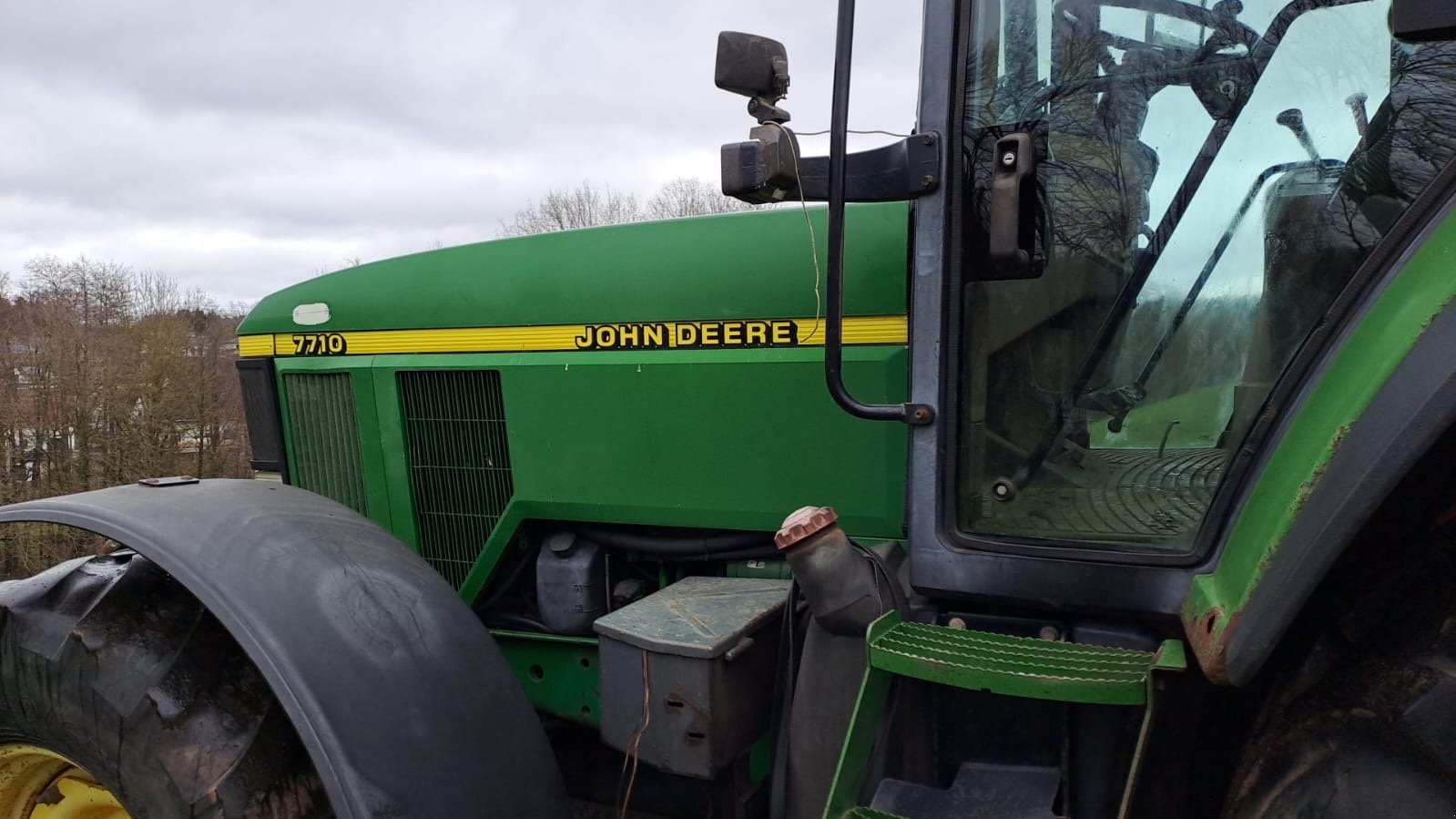Traktor van het type John Deere 7710, Gebrauchtmaschine in Weigendorf (Foto 1)