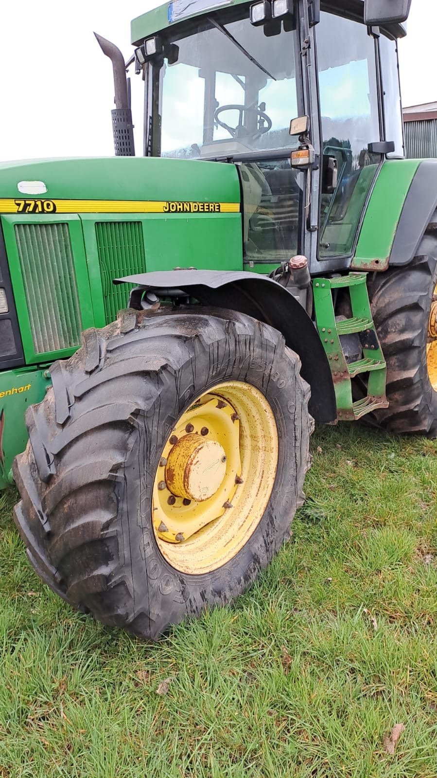 Traktor van het type John Deere 7710, Gebrauchtmaschine in Weigendorf (Foto 3)