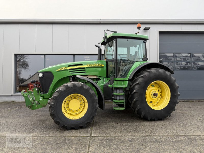 Traktor van het type John Deere 7720 Power Quad, Gebrauchtmaschine in Crombach/St.Vith