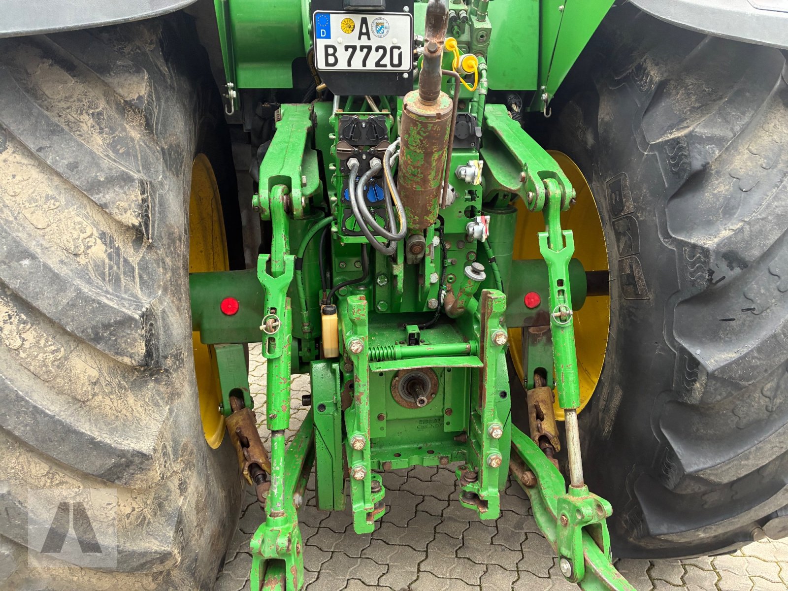 Traktor типа John Deere 7720, Gebrauchtmaschine в Langweid am Lech (Фотография 9)