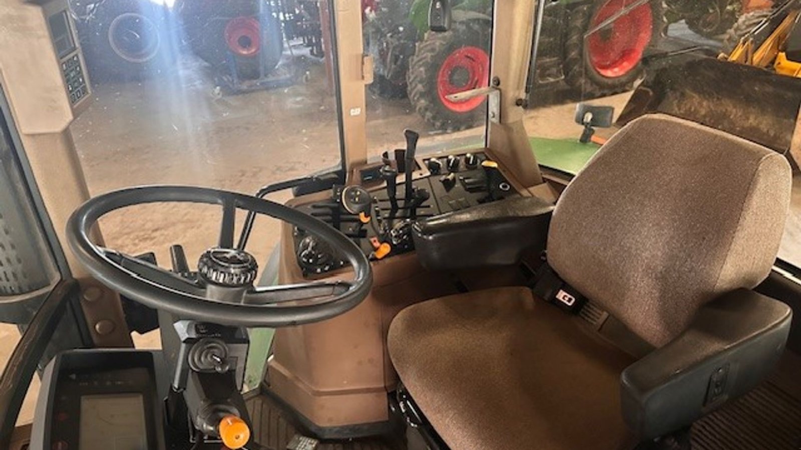 Traktor от тип John Deere 7810, Gebrauchtmaschine в Brørup (Снимка 3)