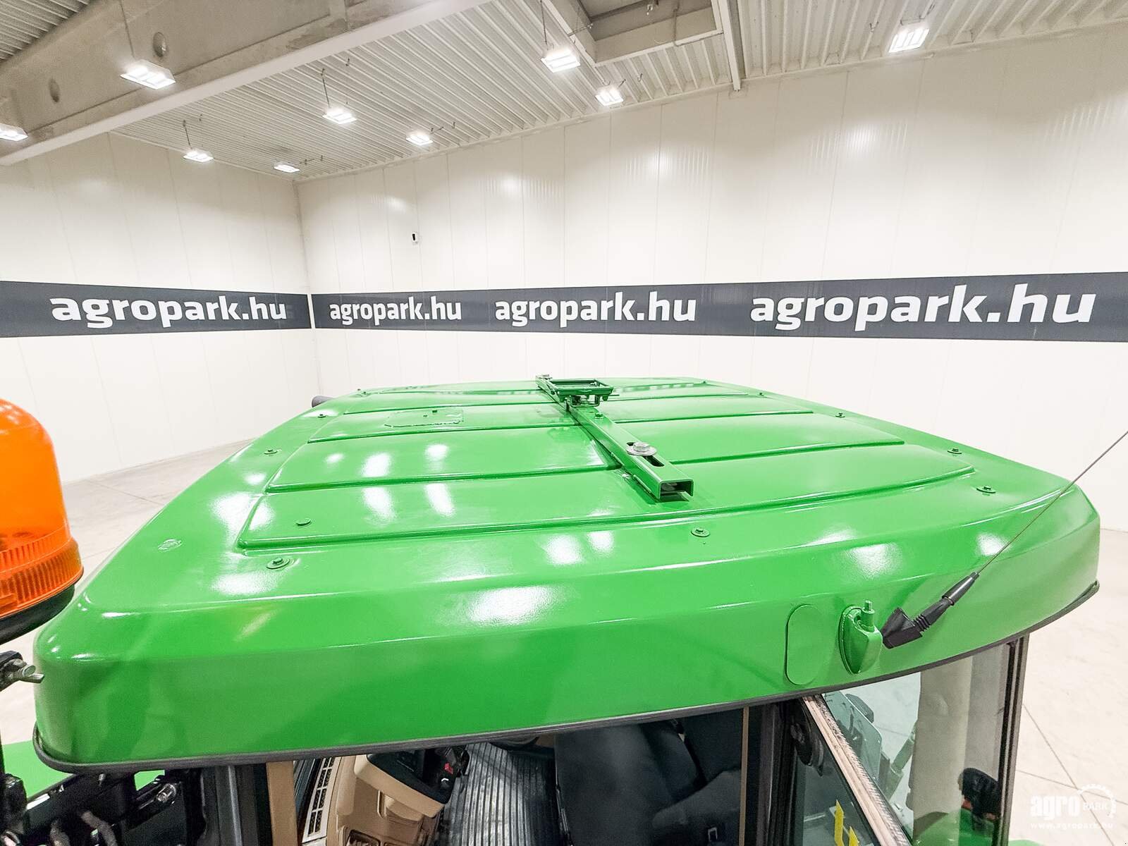 Traktor типа John Deere 7810, Gebrauchtmaschine в Csengele (Фотография 25)