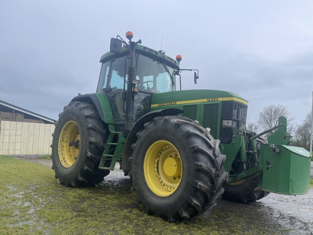 Traktor typu John Deere 7810, Gebrauchtmaschine v COULVAIN (Obrázek 1)