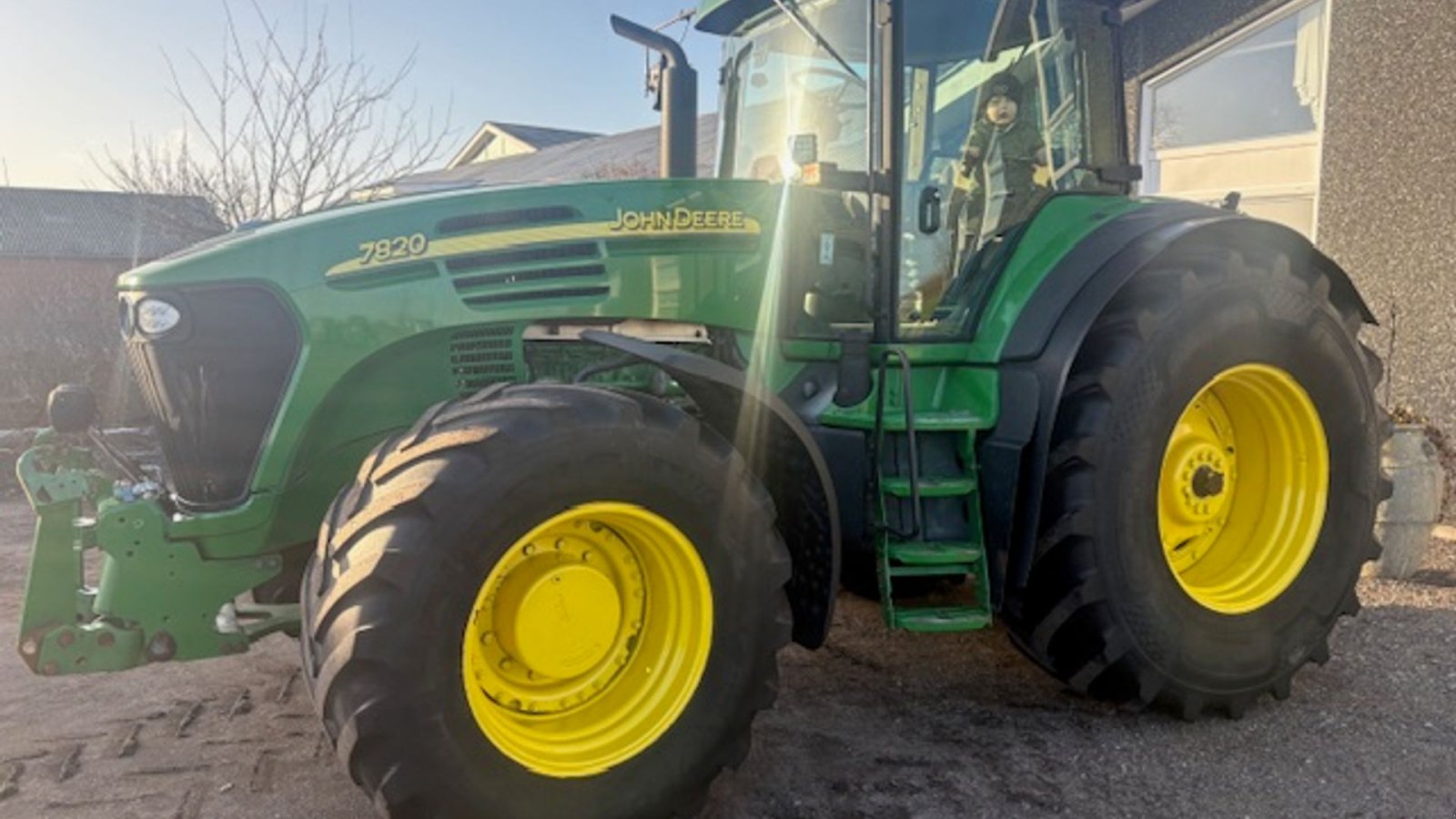 Traktor du type John Deere 7820 Auto Power FRONTLIFT, Gebrauchtmaschine en Dronninglund (Photo 3)