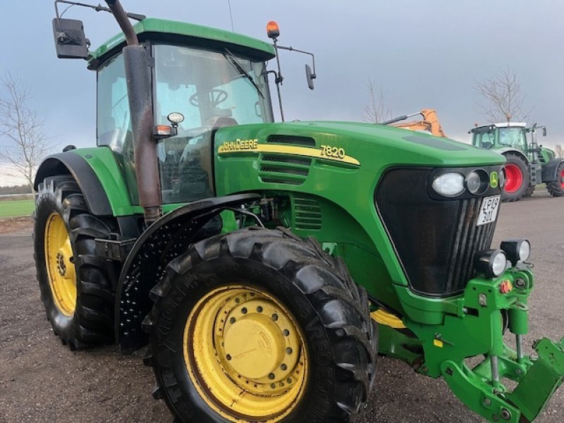 Traktor typu John Deere 7820 POWER QUARD GEAR, FRONTLIFT, Gebrauchtmaschine v Dronninglund (Obrázok 6)