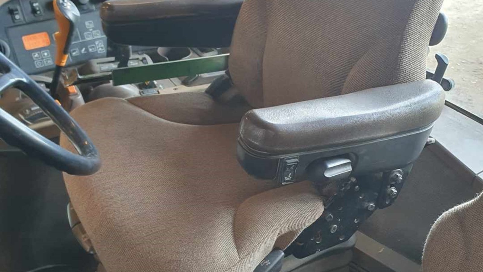 Traktor типа John Deere 7820, Gebrauchtmaschine в Ringe (Фотография 5)