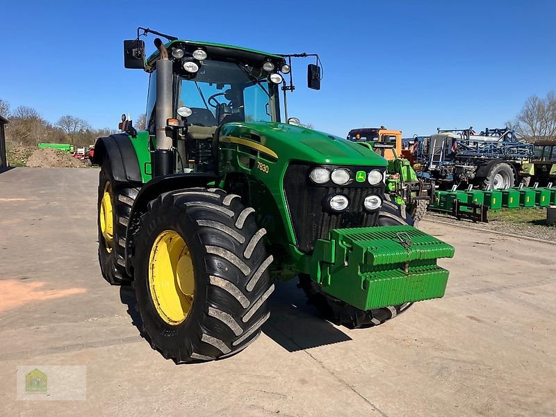 Traktor typu John Deere 7830 Premium *Auto Quad*, Gebrauchtmaschine w Salsitz (Zdjęcie 11)