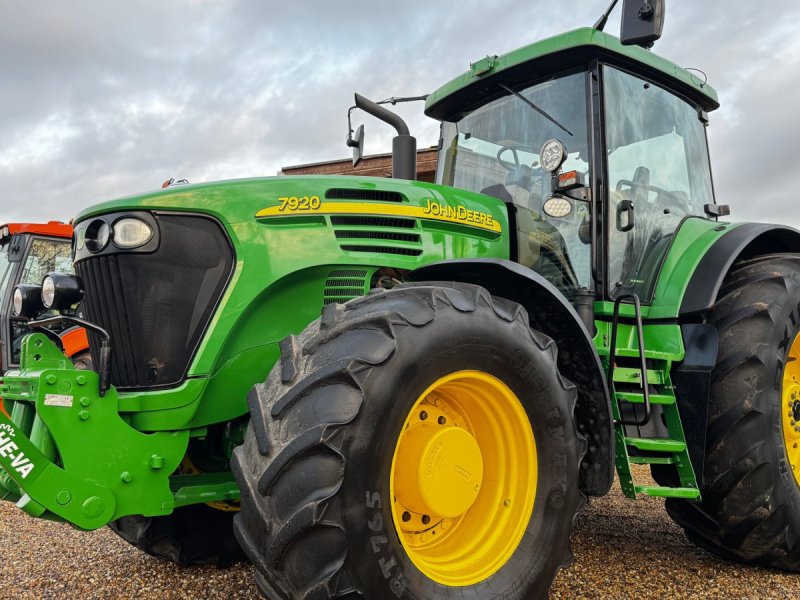 Traktor Türe ait John Deere 7920 Autopower, Gebrauchtmaschine içinde Haderup