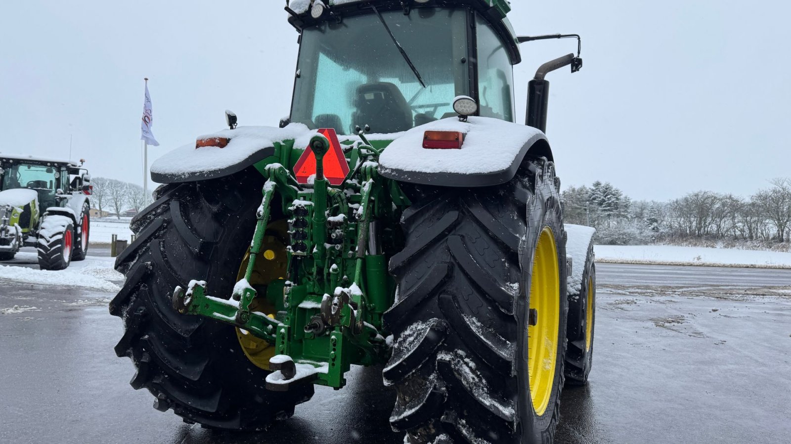 Traktor typu John Deere 7920 EKSTREM FLOT OG NÆSTEN NYE DÆK!, Gebrauchtmaschine v Nørager (Obrázok 14)