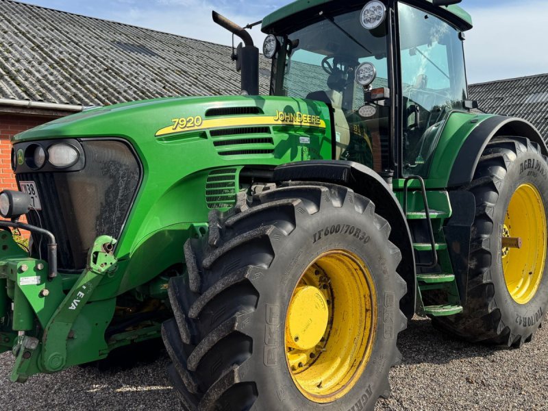 Traktor tip John Deere 7920, Gebrauchtmaschine in Haderup (Poză 1)