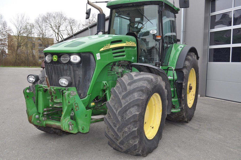 Traktor du type John Deere 7920, Gebrauchtmaschine en Grolley (Photo 2)
