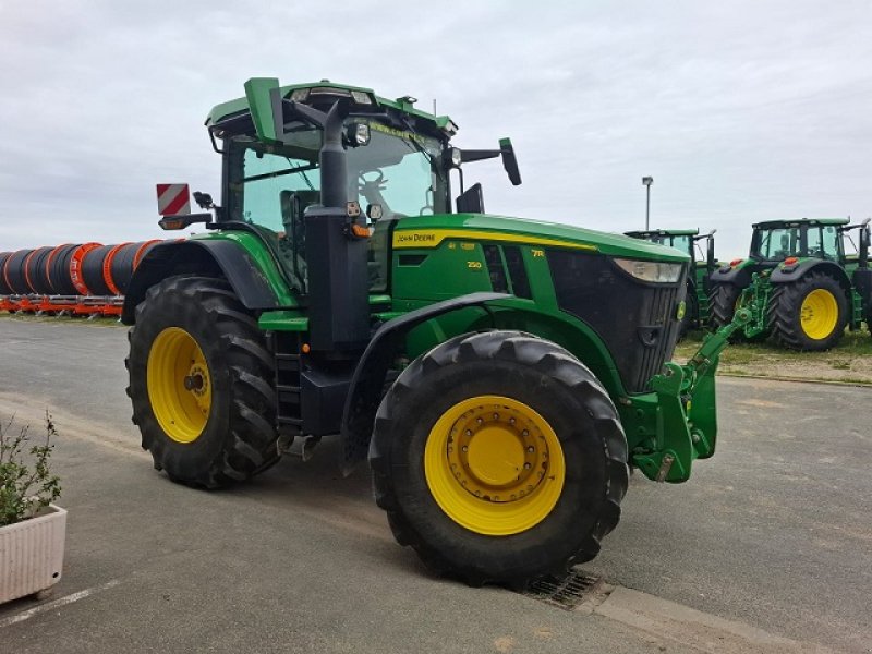 Traktor typu John Deere 7R 250, Gebrauchtmaschine v PITHIVIERS Cedex (Obrázek 2)