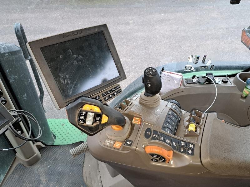 Traktor типа John Deere 7R 250, Gebrauchtmaschine в FRONCLES (Фотография 9)