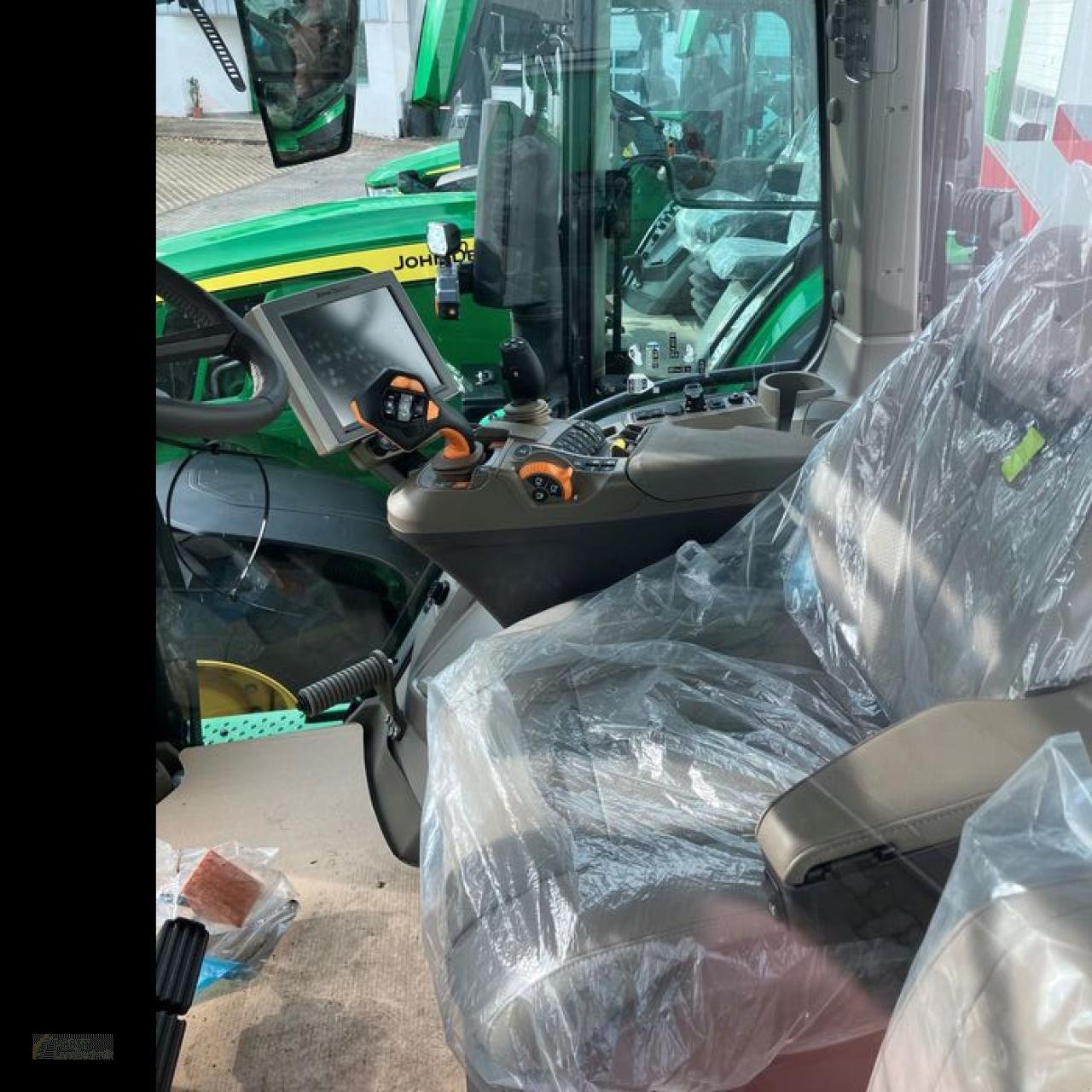 Traktor des Typs John Deere 7R 290 AP50 COM-PRO FH, Neumaschine in Jahnatal (Bild 5)