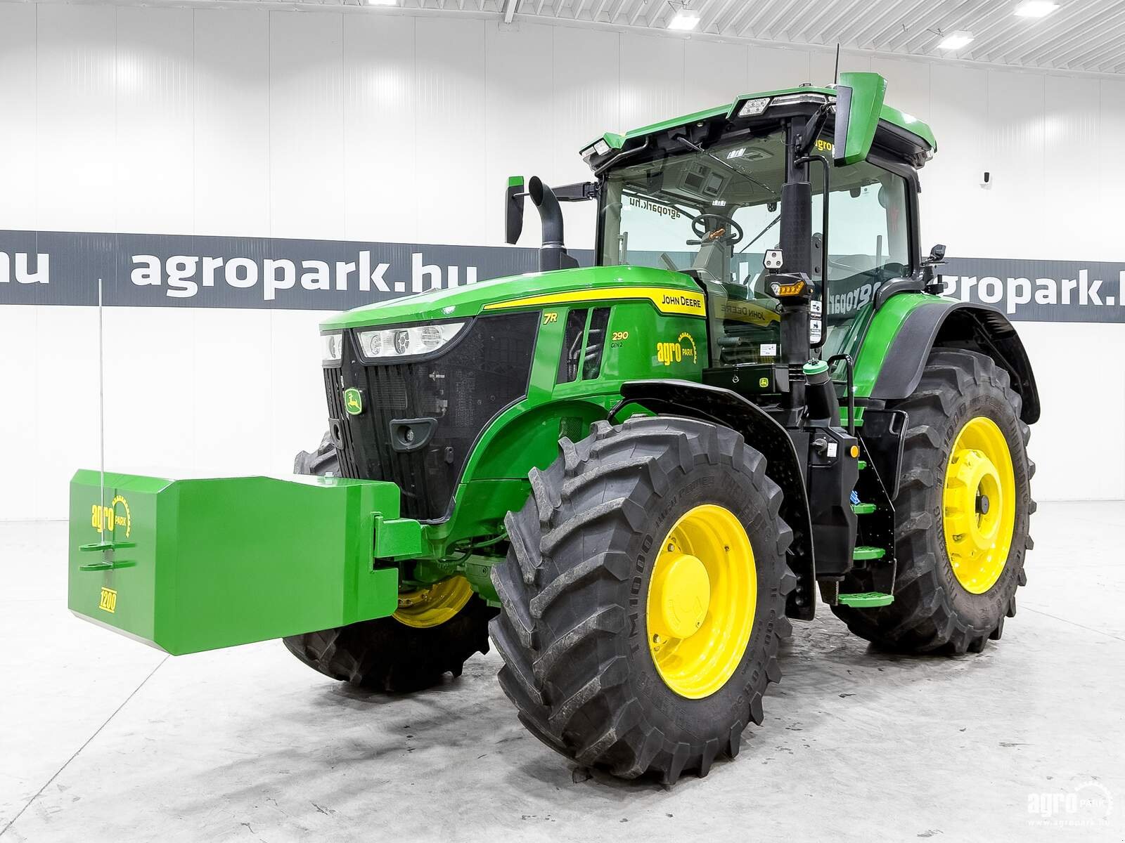 Traktor des Typs John Deere 7R 290, Gebrauchtmaschine in Csengele (Bild 1)