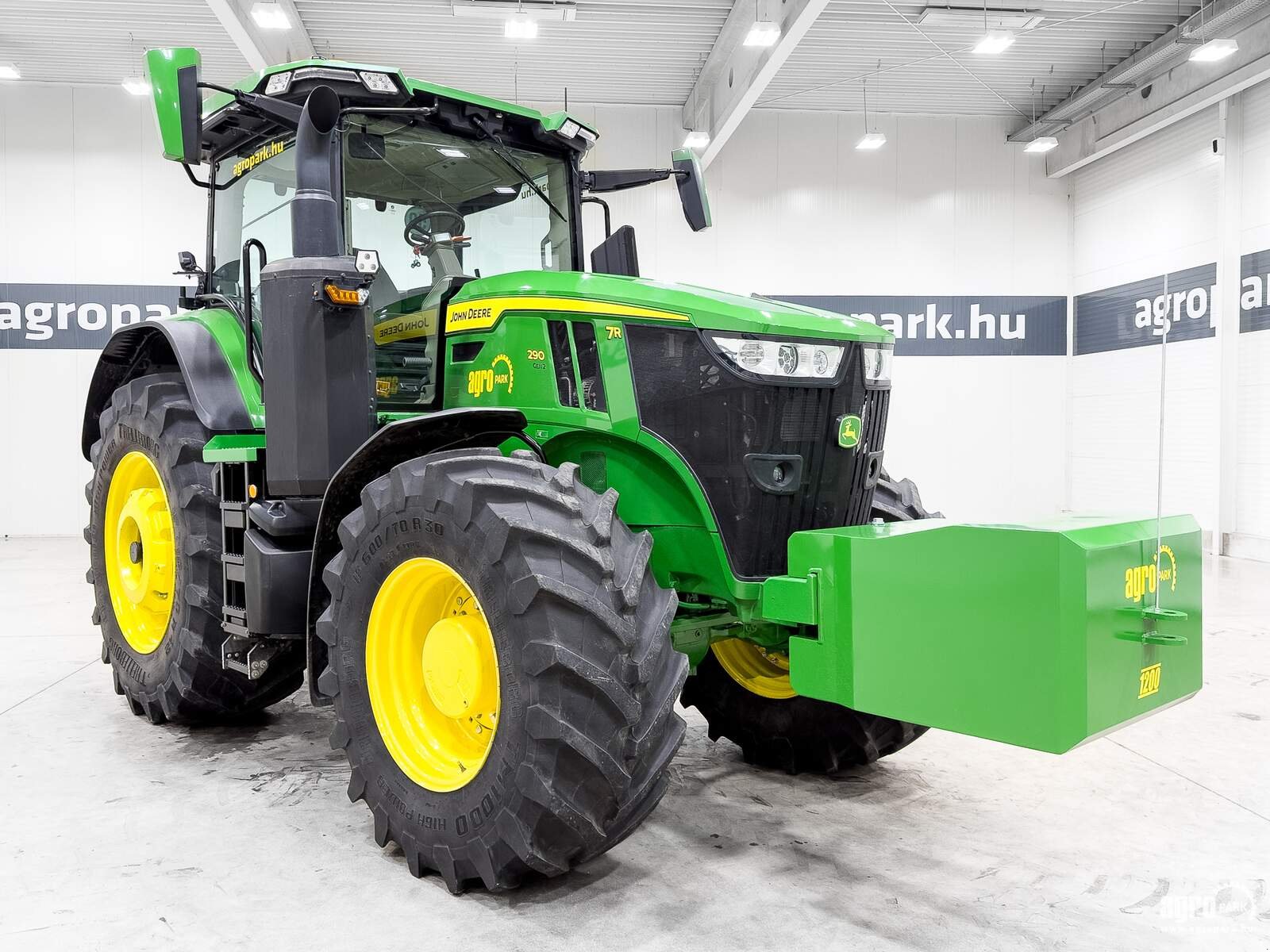 Traktor des Typs John Deere 7R 290, Gebrauchtmaschine in Csengele (Bild 2)