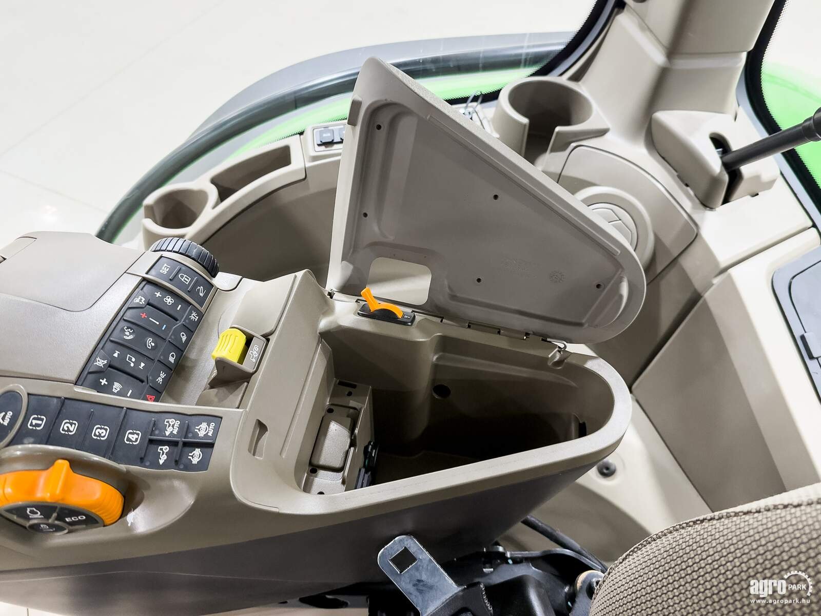 Traktor des Typs John Deere 7R 290, Gebrauchtmaschine in Csengele (Bild 15)