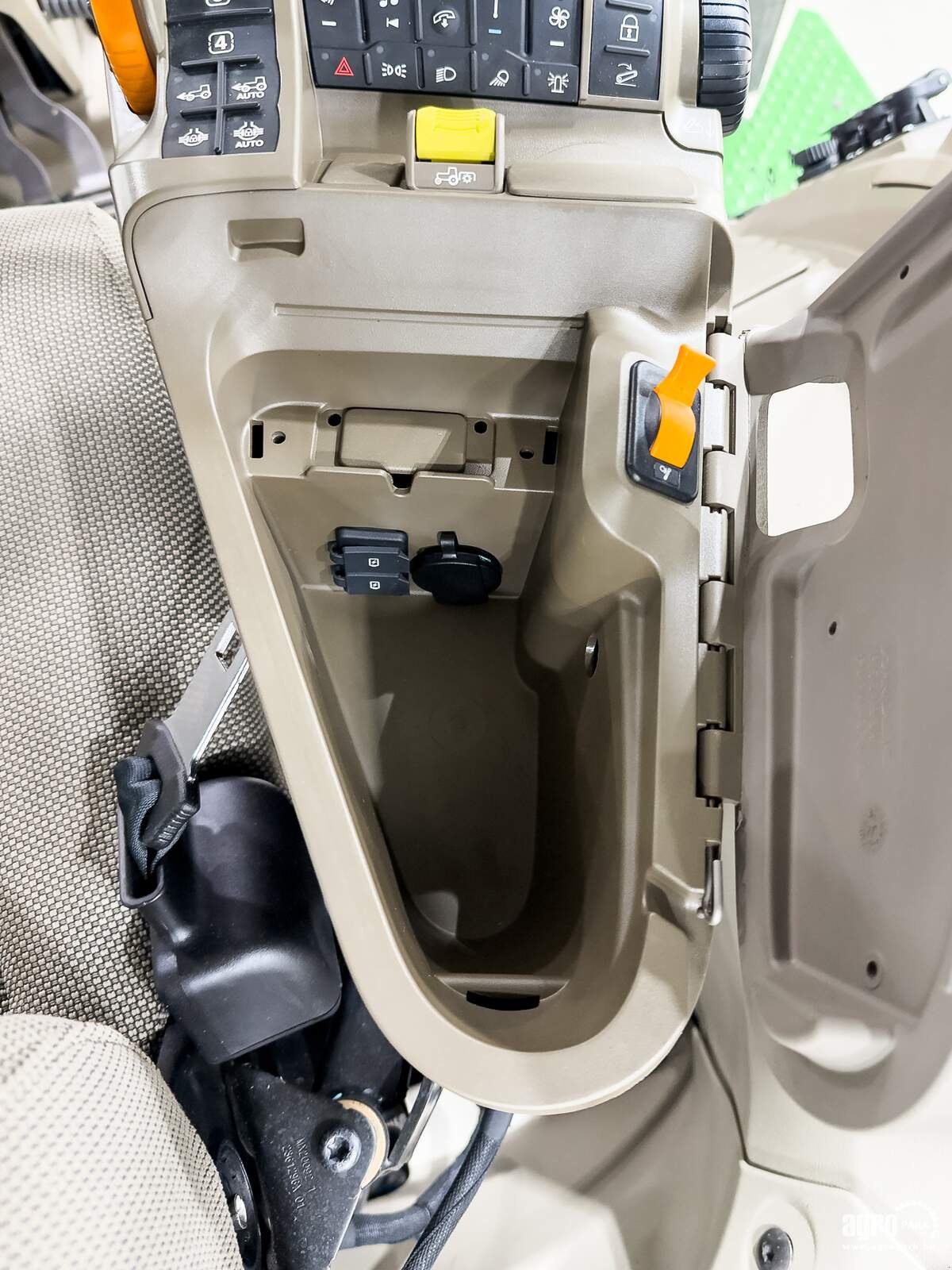 Traktor des Typs John Deere 7R 290, Gebrauchtmaschine in Csengele (Bild 16)