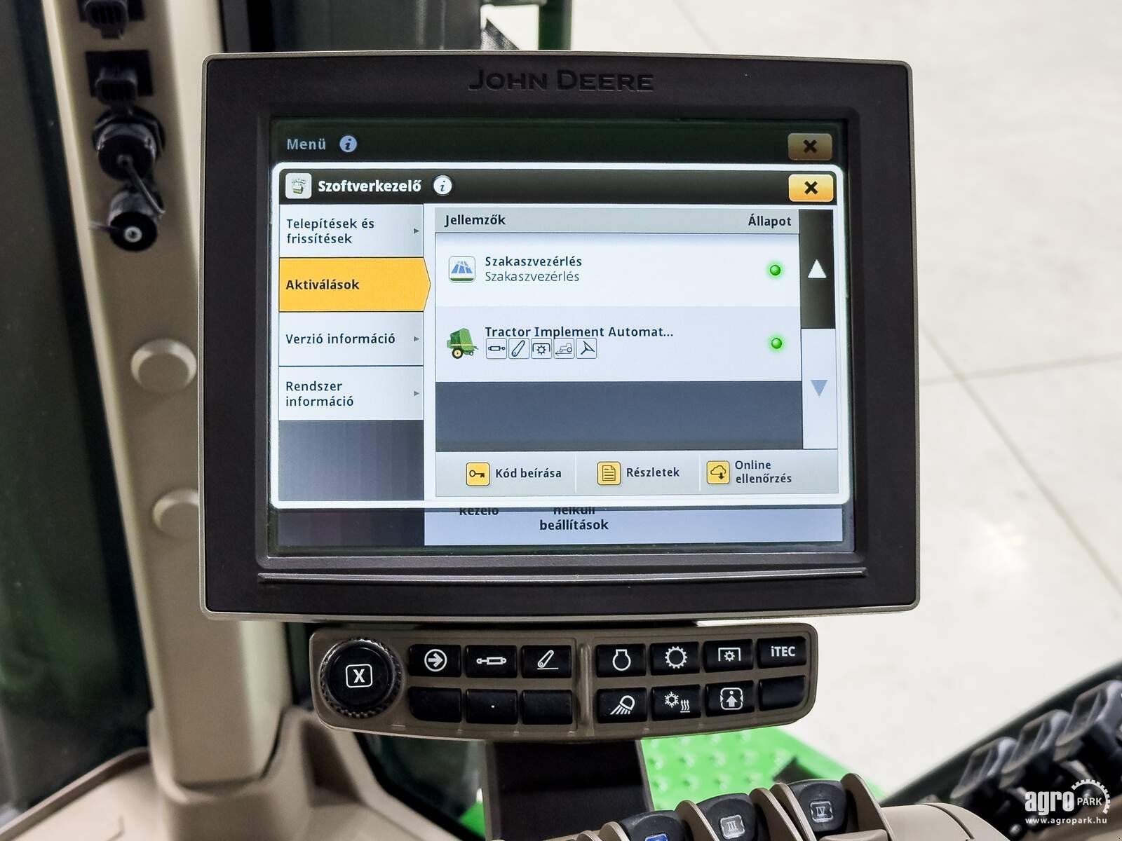 Traktor des Typs John Deere 7R 290, Gebrauchtmaschine in Csengele (Bild 25)