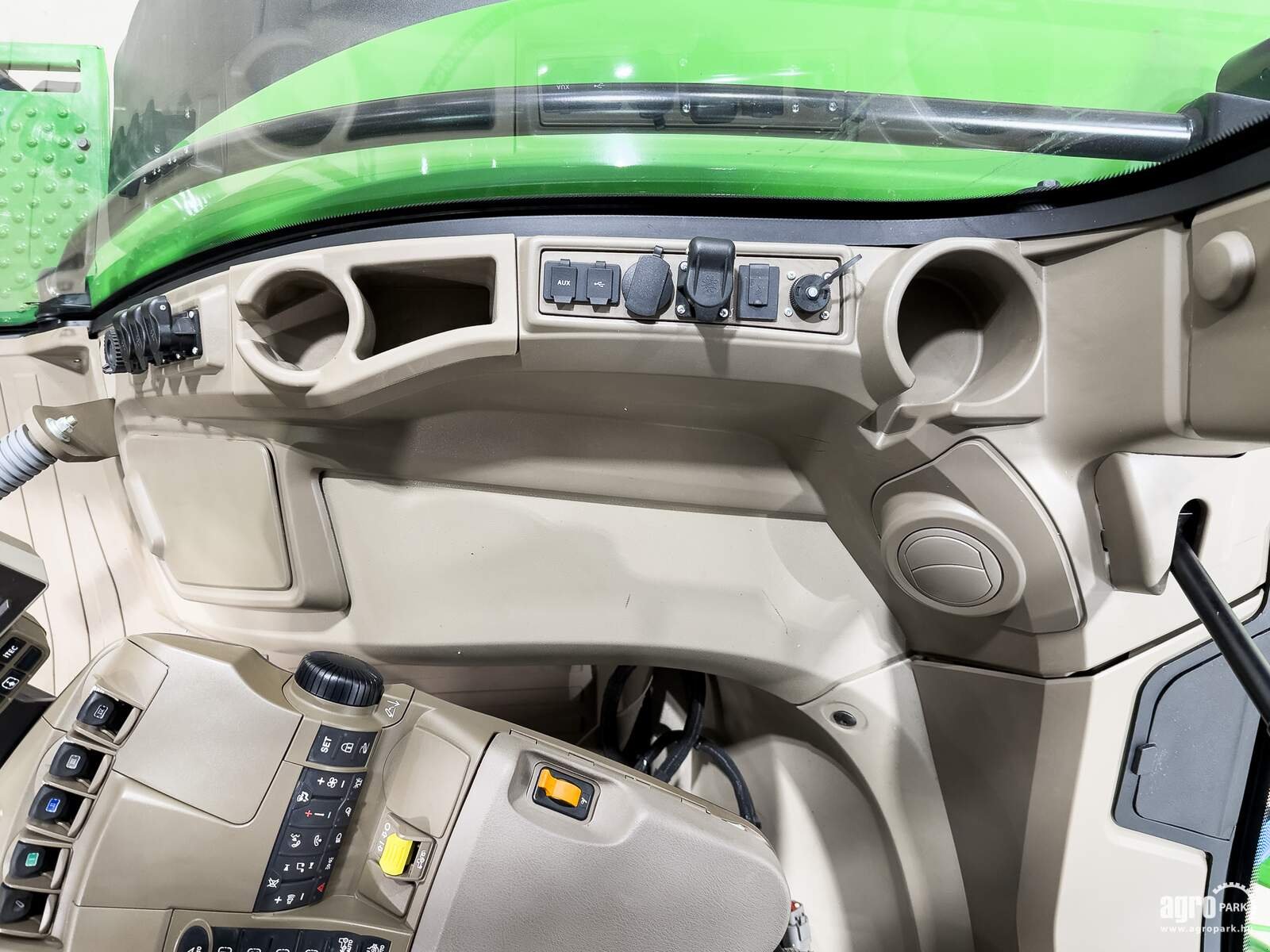 Traktor des Typs John Deere 7R 290, Gebrauchtmaschine in Csengele (Bild 27)