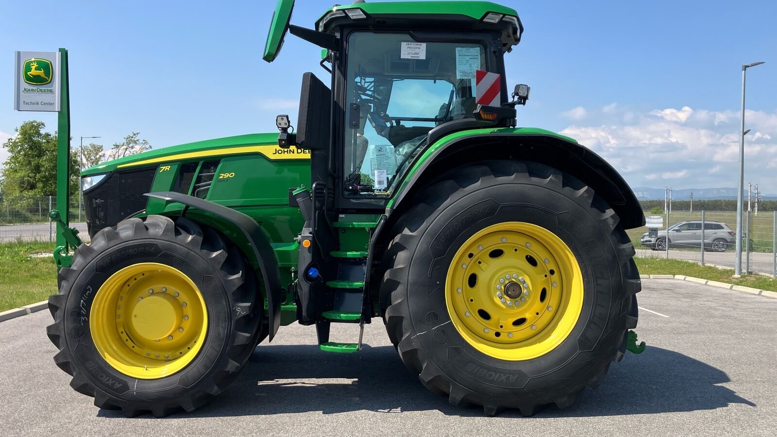 Traktor tipa John Deere 7R 290, Neumaschine u Bruck/Leitha (Slika 10)