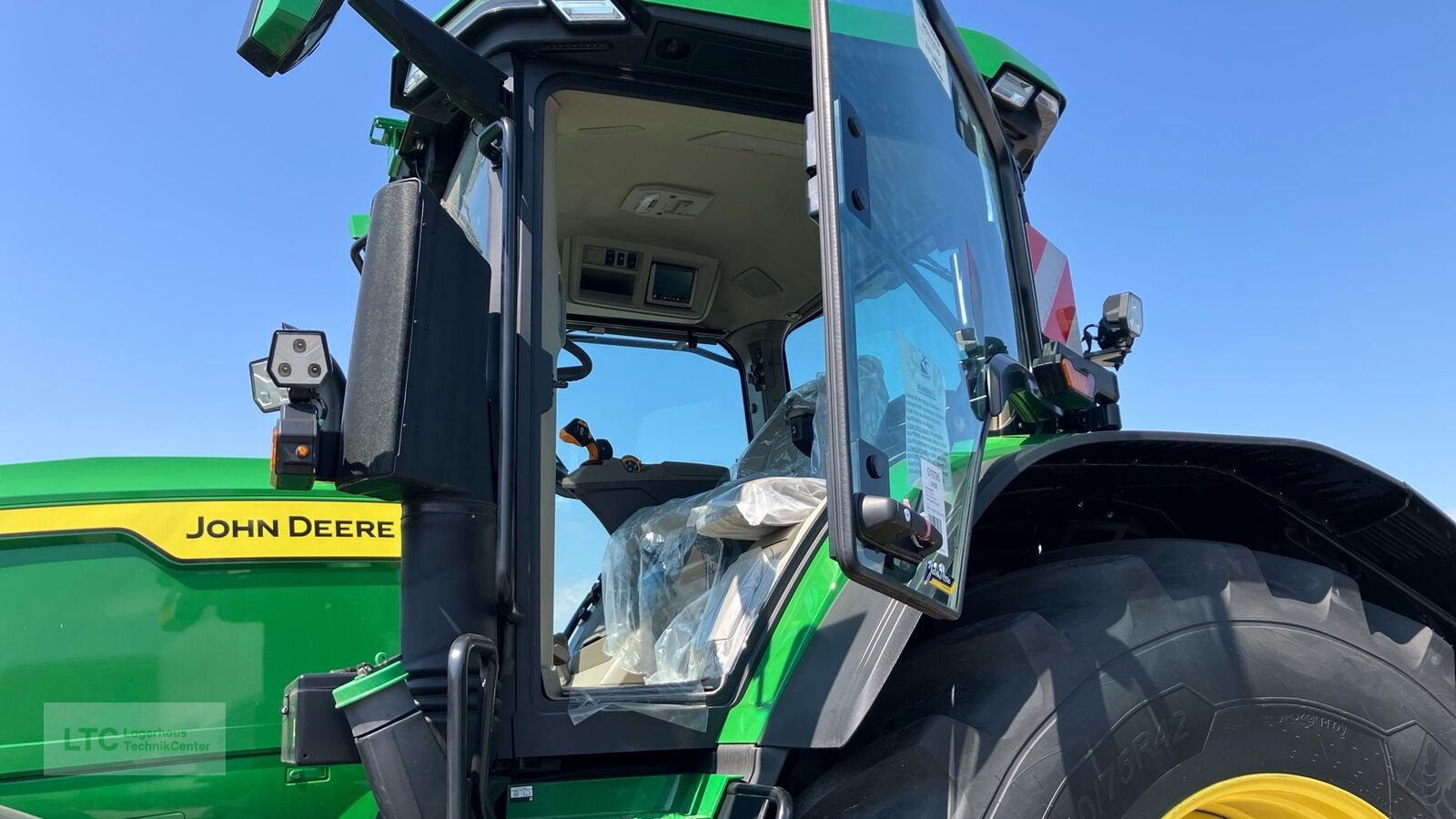 Traktor des Typs John Deere 7R 290, Neumaschine in Eggendorf (Bild 5)