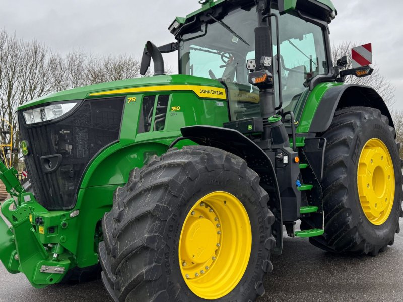 Traktor of the type John Deere 7R 310 KUN 1100 TIMER! PÅ VEJ HJEM!, Gebrauchtmaschine in Nørager