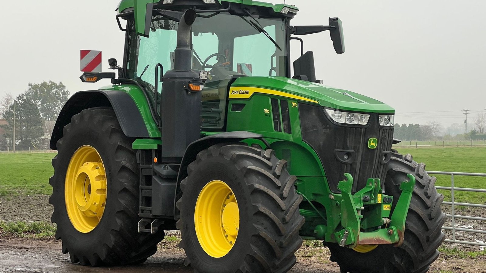 Traktor типа John Deere 7R 310, Gebrauchtmaschine в Kaunas (Фотография 3)