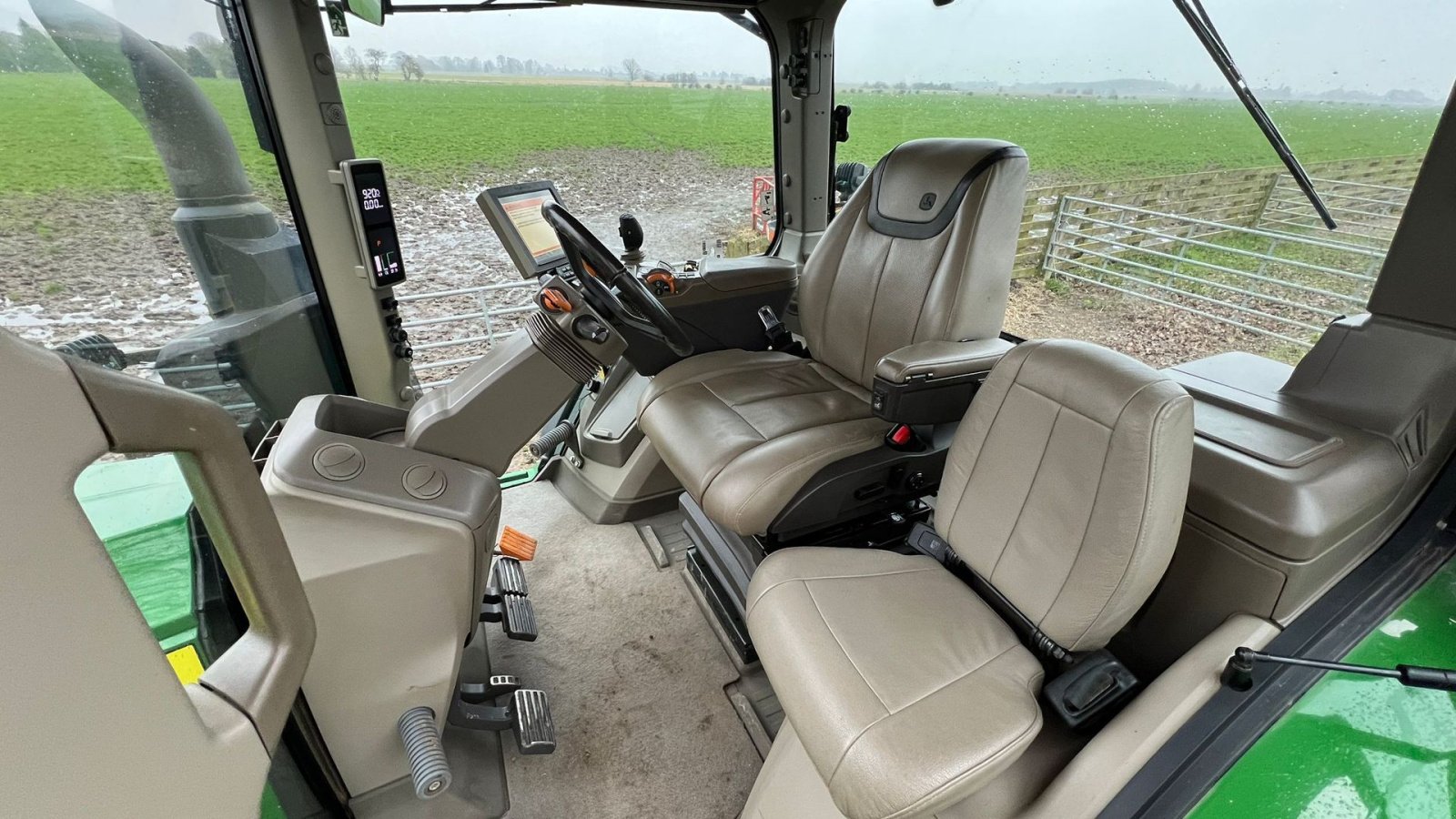 Traktor типа John Deere 7R 310, Gebrauchtmaschine в Kaunas (Фотография 15)