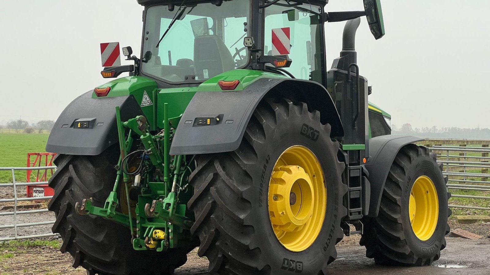 Traktor типа John Deere 7R 310, Gebrauchtmaschine в Kaunas (Фотография 9)