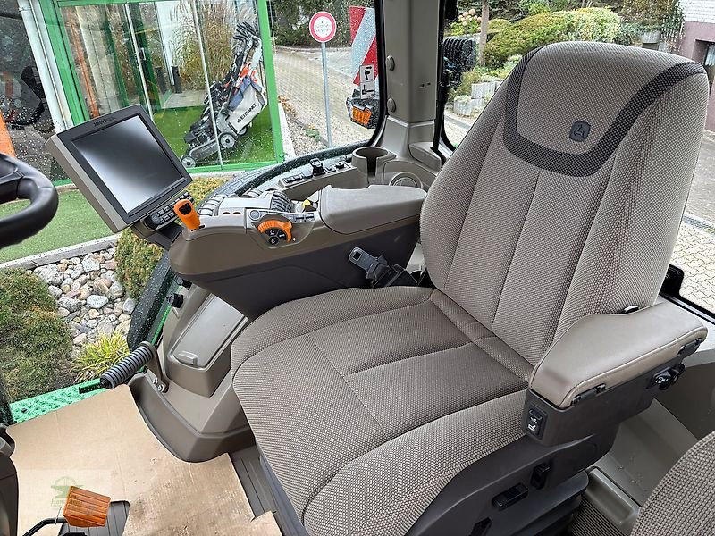 Traktor des Typs John Deere 7R 310, Vorführmaschine in Rubenow OT Groß Ernsthof (Bild 9)