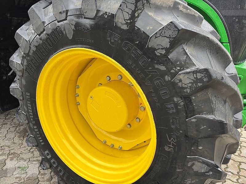 Traktor des Typs John Deere 7R 310, Vorführmaschine in Rubenow OT Groß Ernsthof (Bild 8)