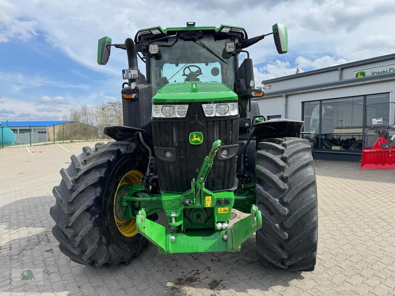 Traktor des Typs John Deere 7R 330 - Command PRO, Neumaschine in Wasungen (Bild 9)