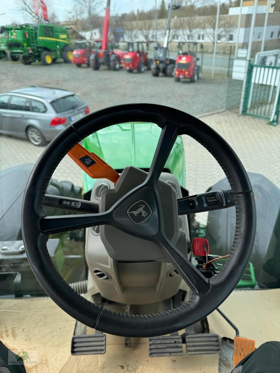 Traktor des Typs John Deere 7R 330 - Command PRO, Neumaschine in Wasungen (Bild 12)