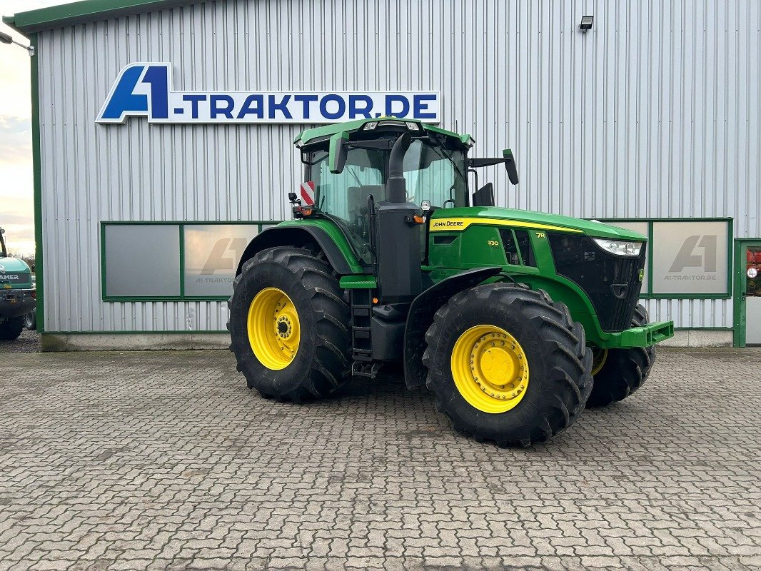 Traktor of the type John Deere 7R 330 e23, Gebrauchtmaschine in Sittensen (Picture 2)