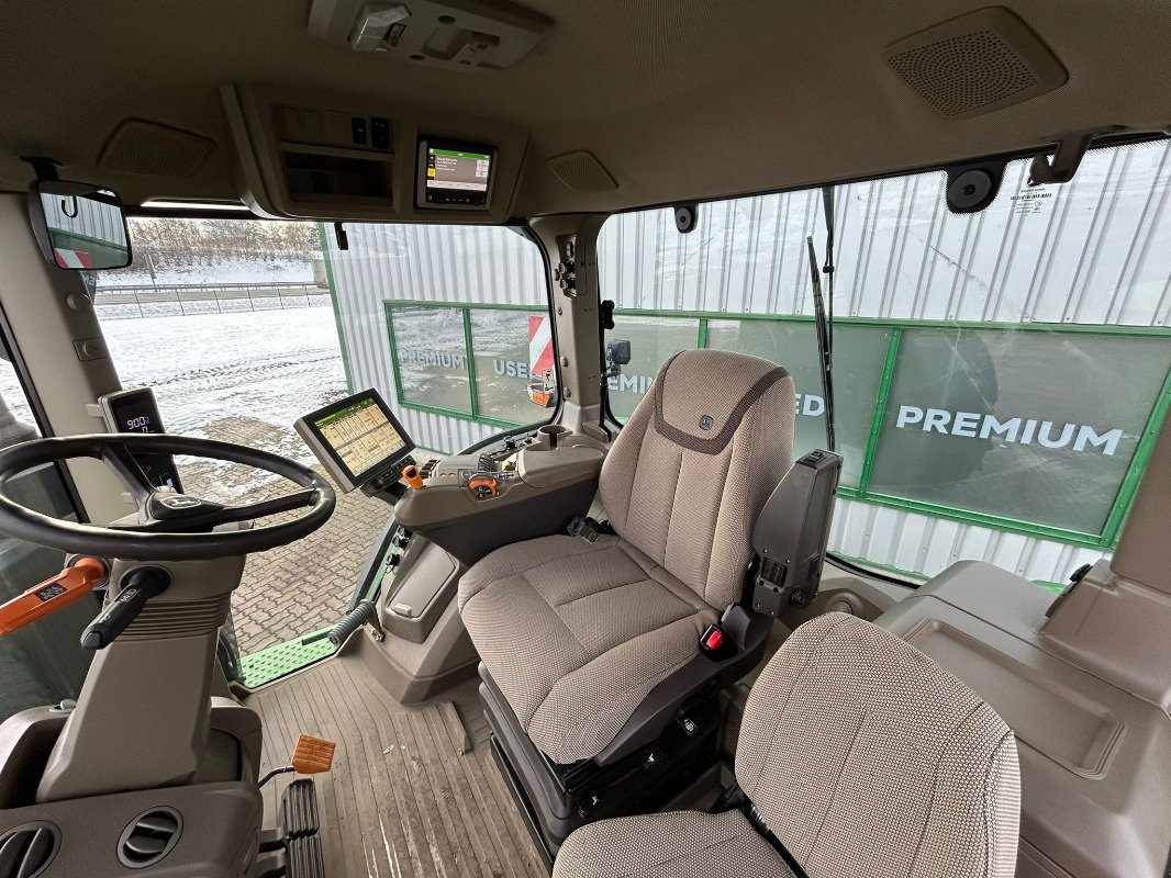 Traktor of the type John Deere 7R 330 e23, Gebrauchtmaschine in Sittensen (Picture 8)