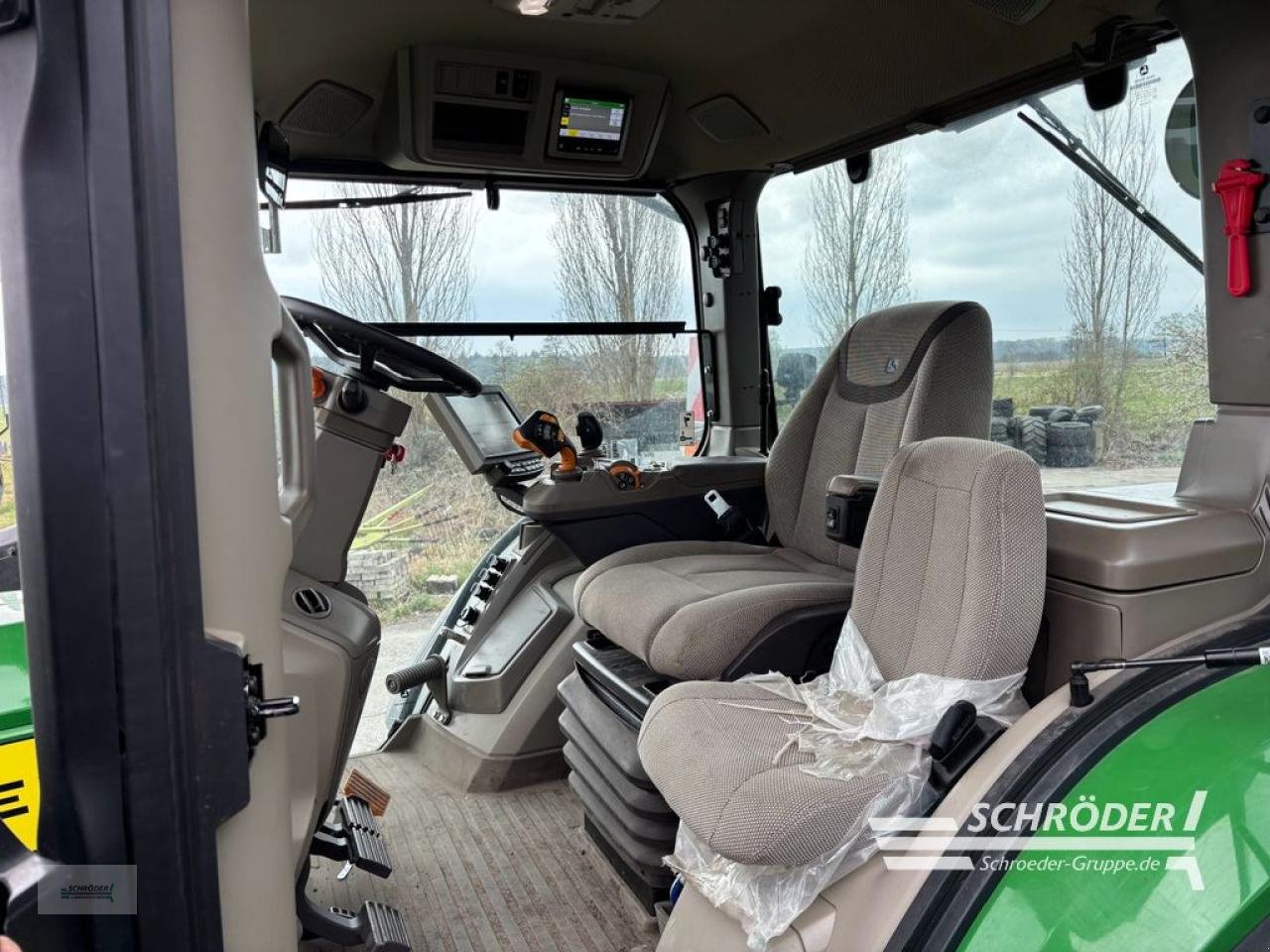 Traktor typu John Deere 7R 330 GEN2, Gebrauchtmaschine w Böhne (Zdjęcie 18)