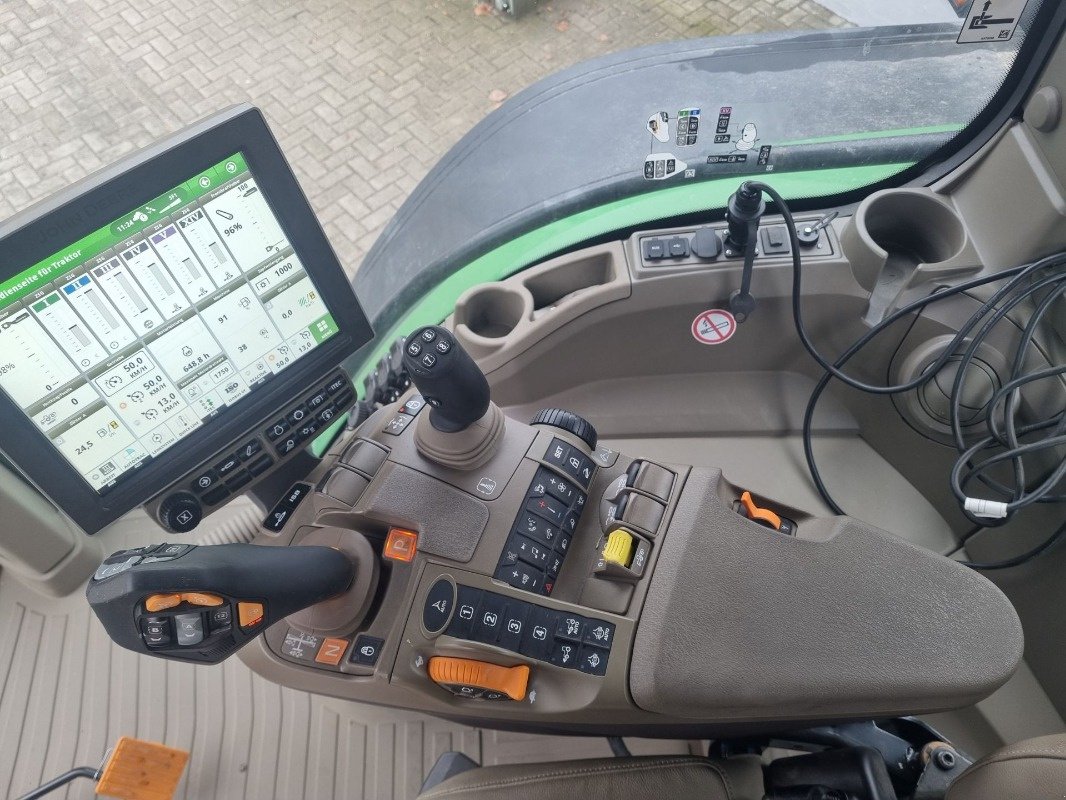 Traktor typu John Deere 7R 330 MY23 AP 50, Gebrauchtmaschine v Neubrandenburg (Obrázek 16)