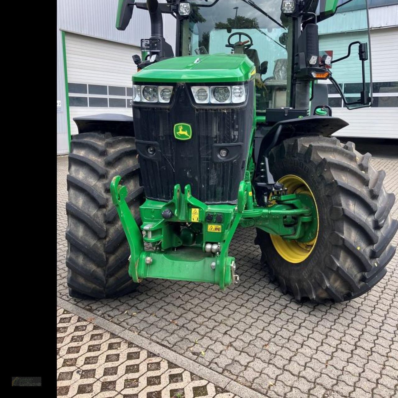 Traktor типа John Deere 7R 330, Gebrauchtmaschine в Jahnatal (Фотография 3)