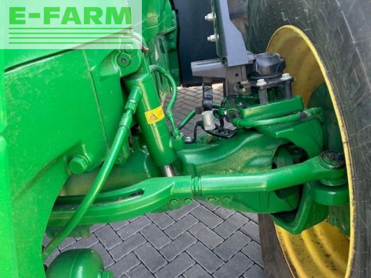 Traktor des Typs John Deere 7r 330, Gebrauchtmaschine in THAME (Bild 11)