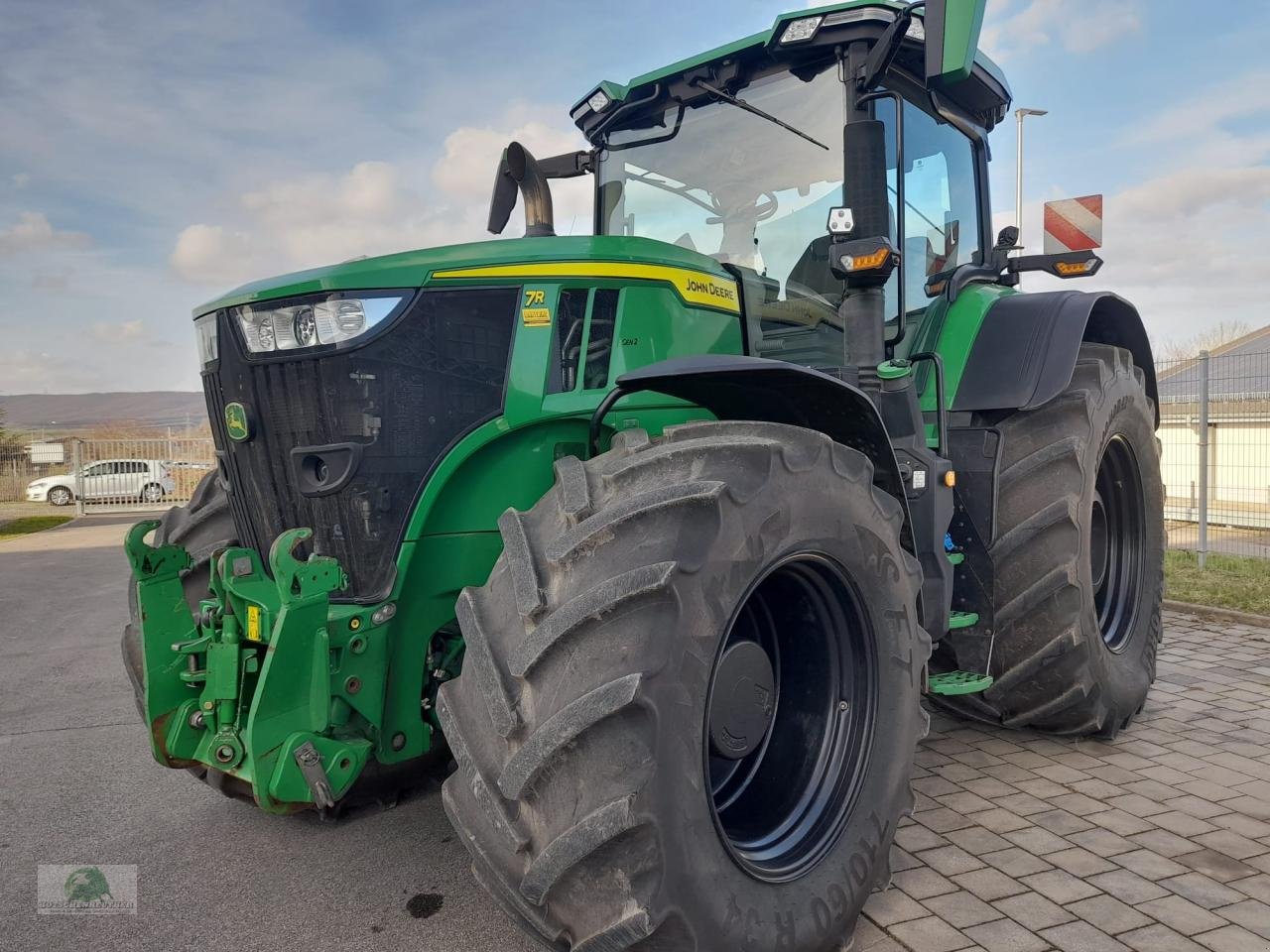 Traktor от тип John Deere 7R 330, Gebrauchtmaschine в Hofheim (Снимка 2)