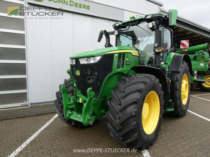 Traktor des Typs John Deere 7R 330, Gebrauchtmaschine in Lauterberg/Barbis (Bild 1)