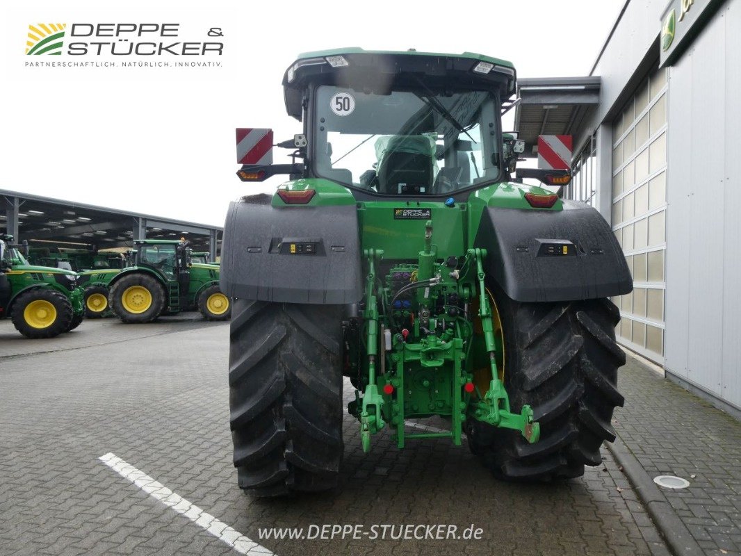 Traktor типа John Deere 7R 330, Gebrauchtmaschine в Lauterberg/Barbis (Фотография 4)
