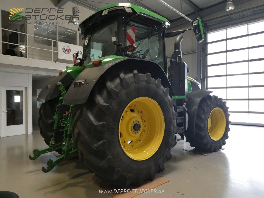 Traktor типа John Deere 7R 330, Gebrauchtmaschine в Lauterberg/Barbis (Фотография 7)
