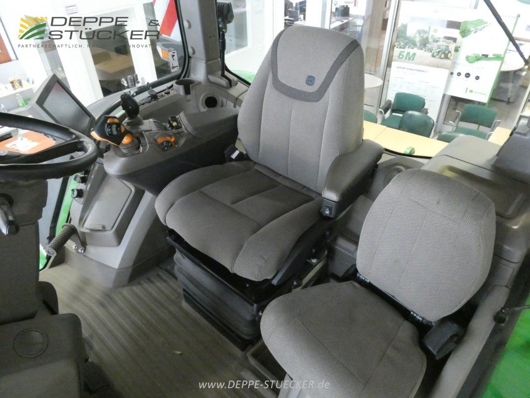 Traktor типа John Deere 7R 330, Gebrauchtmaschine в Lauterberg/Barbis (Фотография 12)