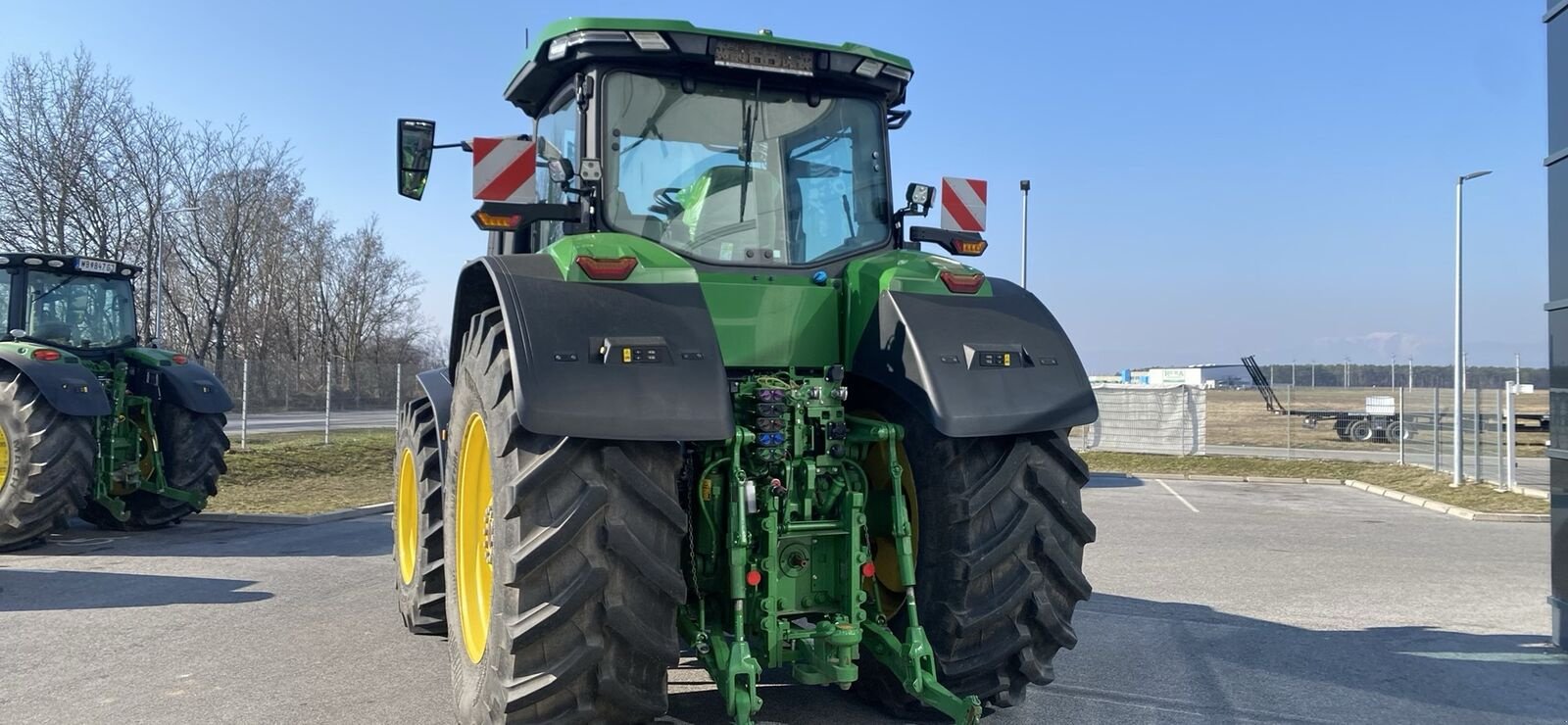 Traktor типа John Deere 7R 330, Vorführmaschine в Bruck/Leitha (Фотография 9)