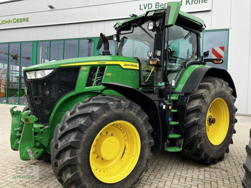 Traktor des Typs John Deere 7R 330, Gebrauchtmaschine in Spelle (Bild 1)
